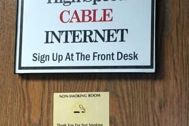 Clarion Hometown Inn
