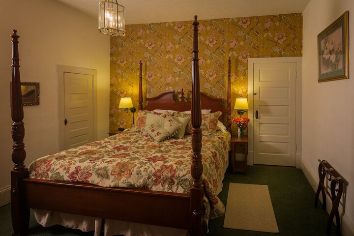 Room 41 of 95