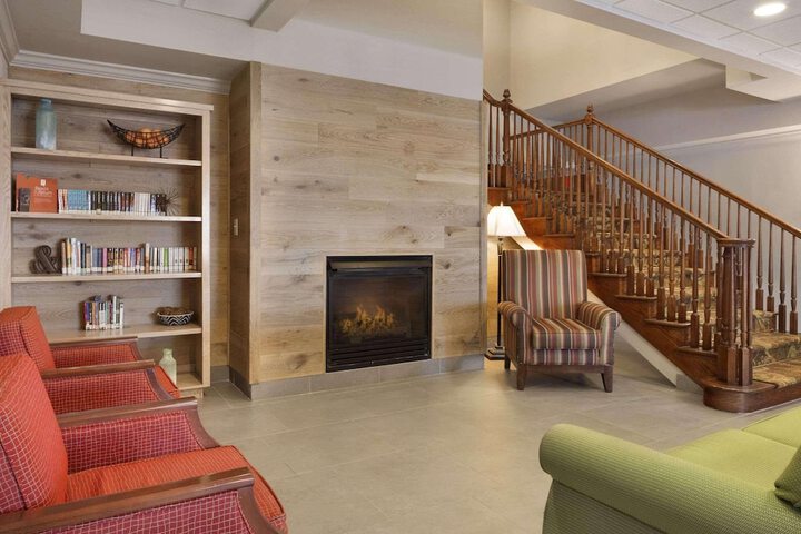 Country Inn & Suites by Radisson Warner Robins, GA