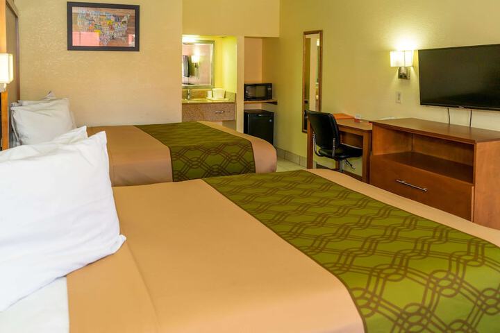 Room 10 of 23