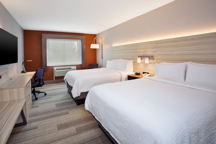 Room 15 of 44