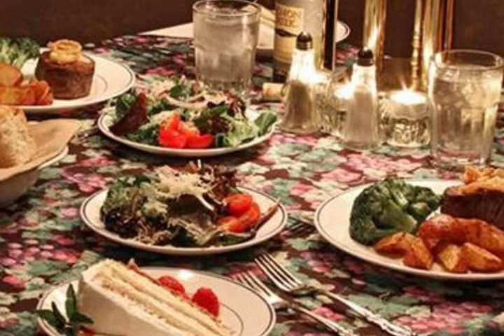 Dining 54 of 72