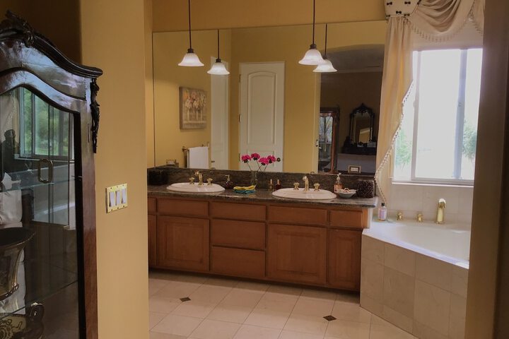 Sunshine Mountain Bed and Breakfast
