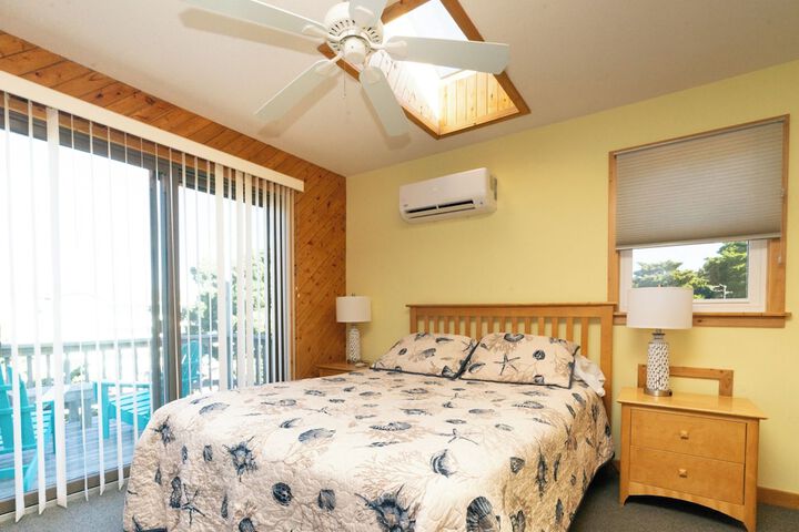 Ocracoke Harbor Inn