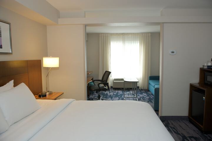 Room 25 of 36