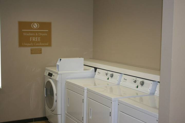 Candlewood Suites College Station at University by IHG
