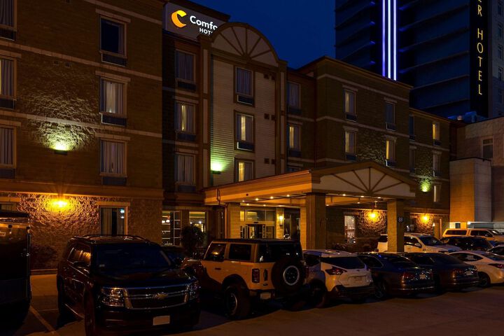 Hotel 8 of 55