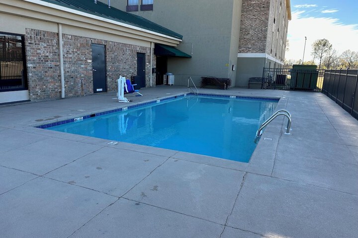Pool 8 of 59