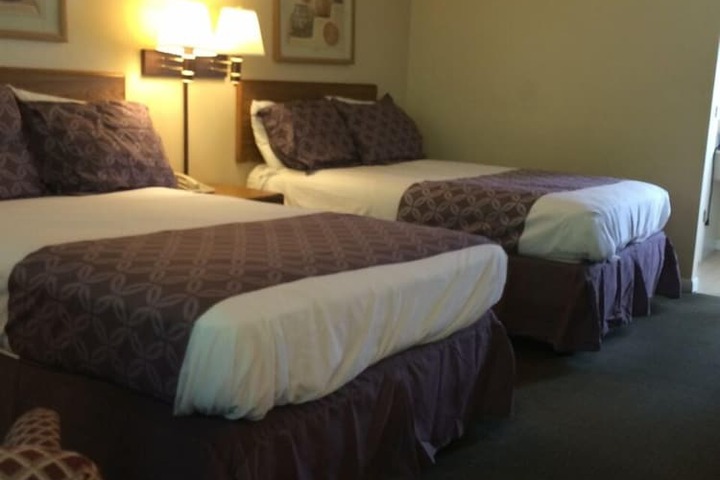 Room 16 of 37