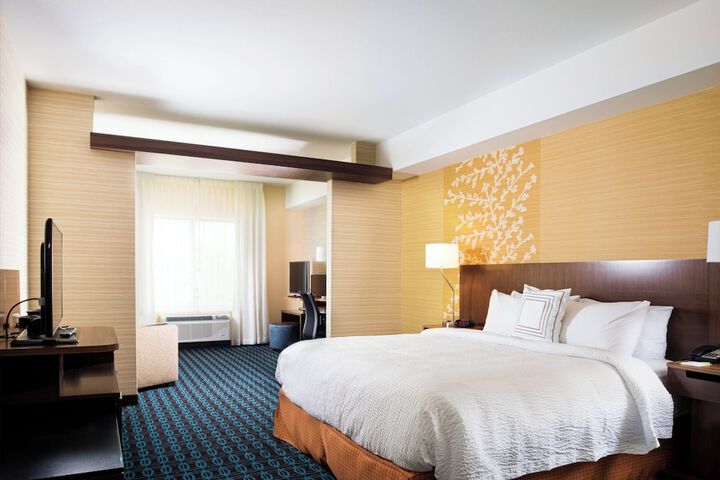 Fairfield Inn & Suites Rochester Mayo Clinic Area / St. Marys