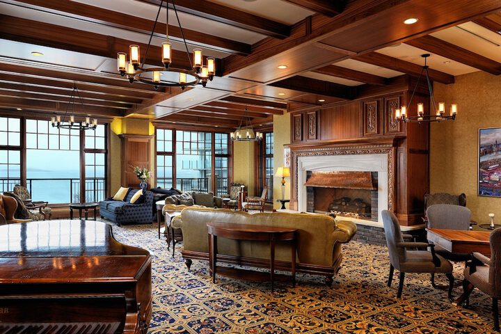 Oak Bay Beach Hotel