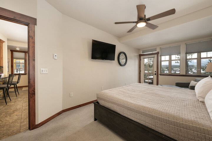 Cozens Pointe E 102 2 Bedroom Condo by RedAwning
