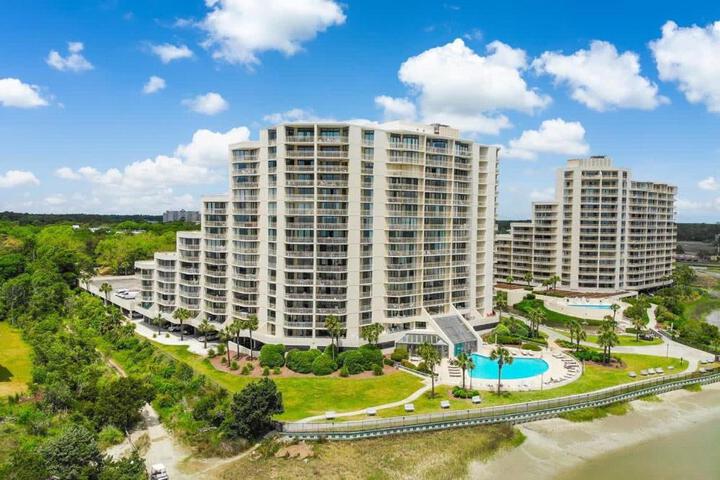Oceanfront Condo Huge Pools Top Rated Ocean Creek Resort