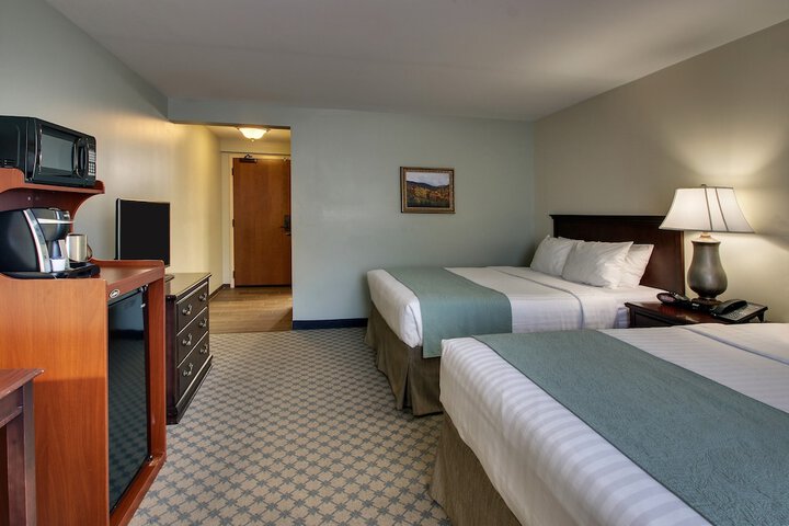 Room 21 of 33