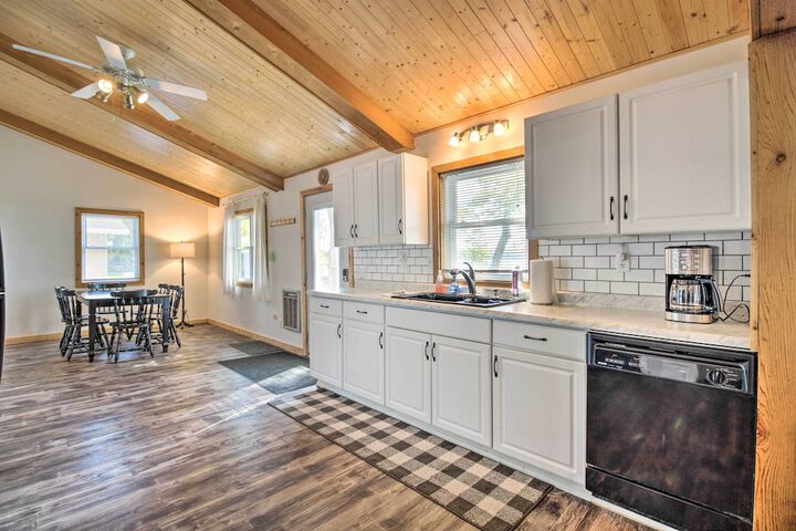 Waterfront Onamia Retreat w / Dock & Fire Pit!