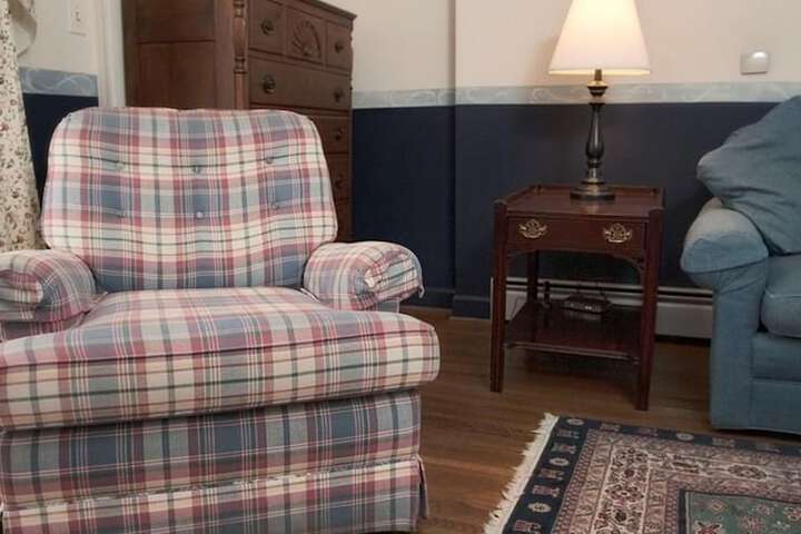 Room 44 of 65