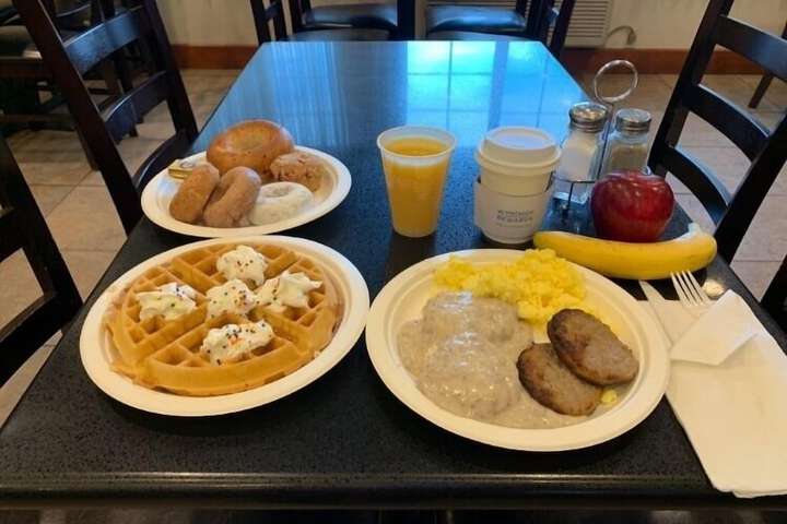 Breakfast/Coffee Service 27 of 29