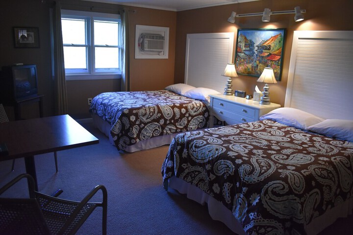 Room 11 of 23