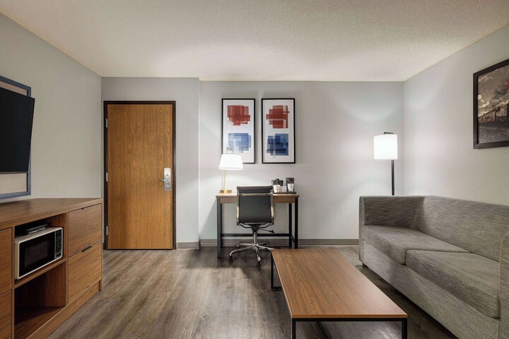 Room 54 of 62