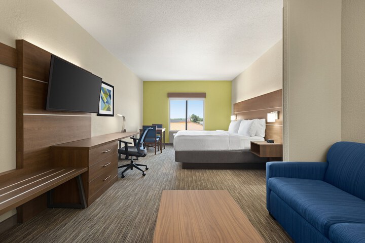 Room 41 of 62