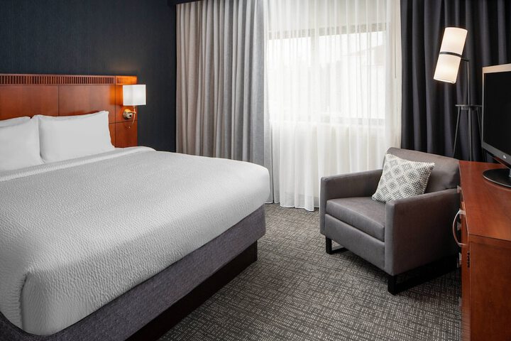 Room 21 of 47