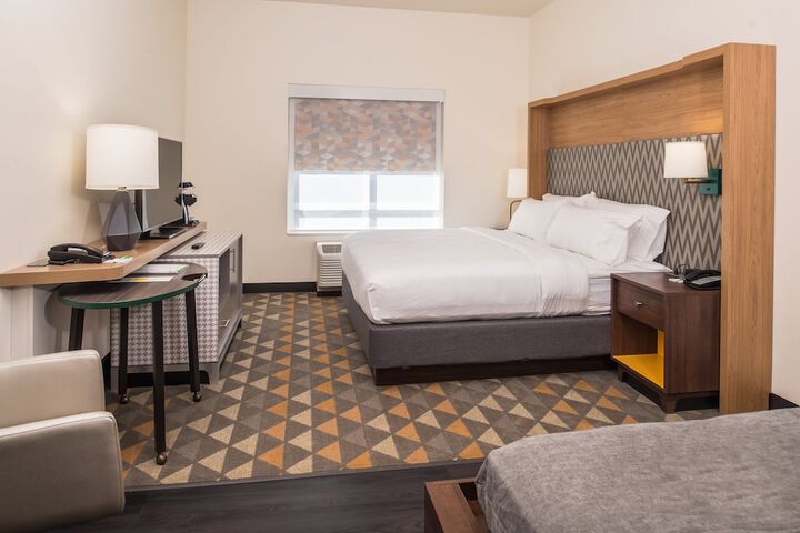 Holiday Inn Joplin by IHG