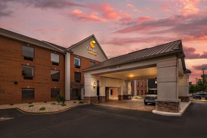 Hotel 4 of 74