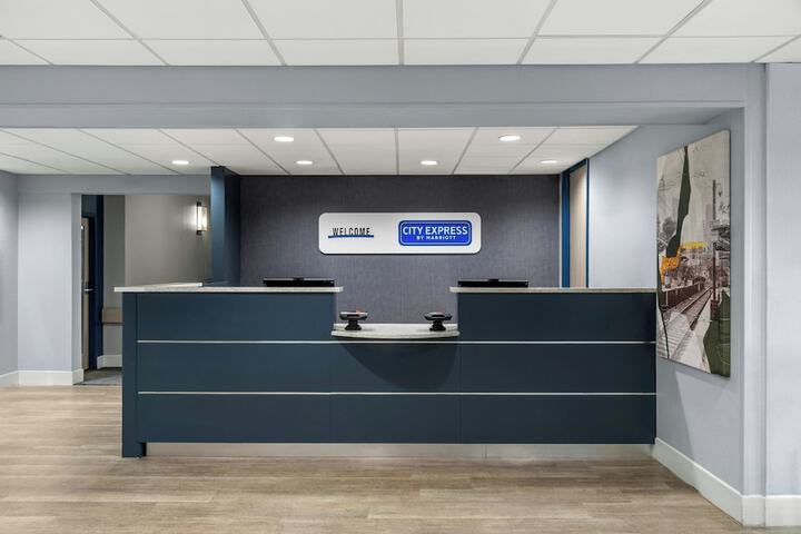 City Express by Marriott Findlay