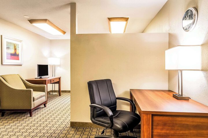Room 29 of 43