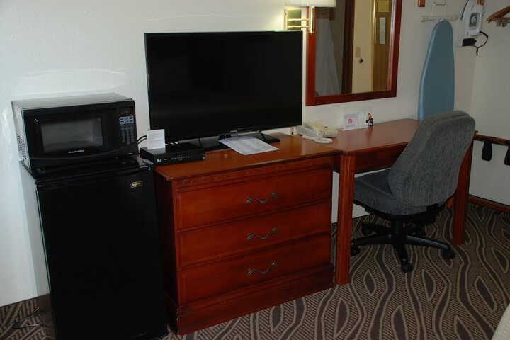 Room 27 of 45