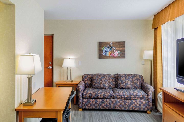 Room 81 of 93