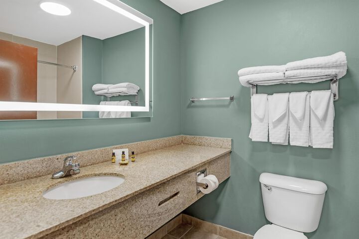 Best Western Plus Glen Allen Inn