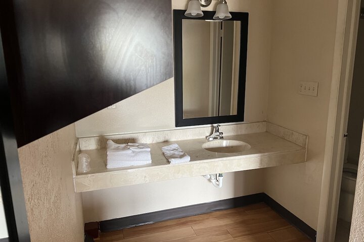 Room 12 of 13