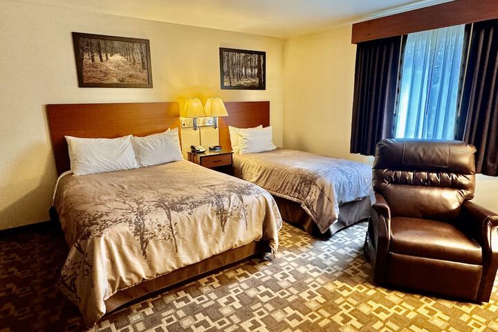Room 10 of 31