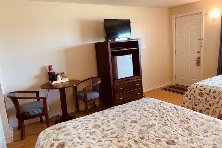 Room 49 of 103