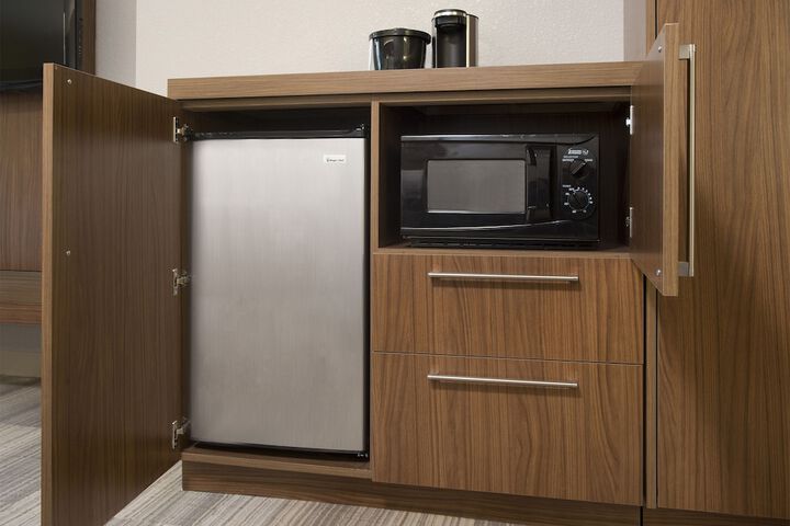 Room 33 of 52