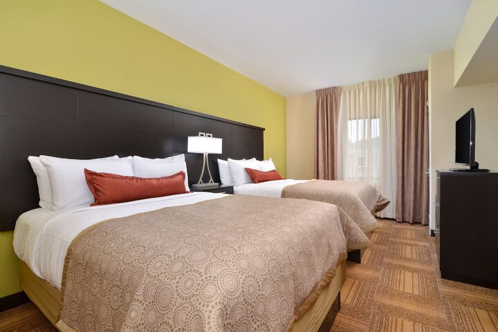 Staybridge Suites Tomball - Spring Area by IHG