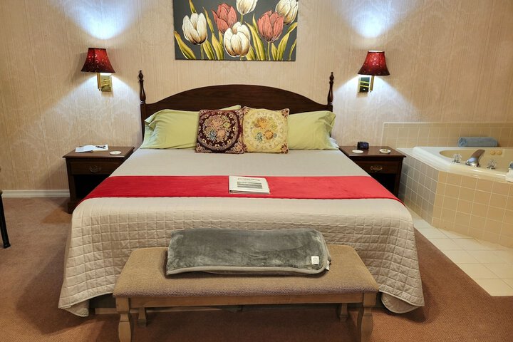 Room 26 of 125