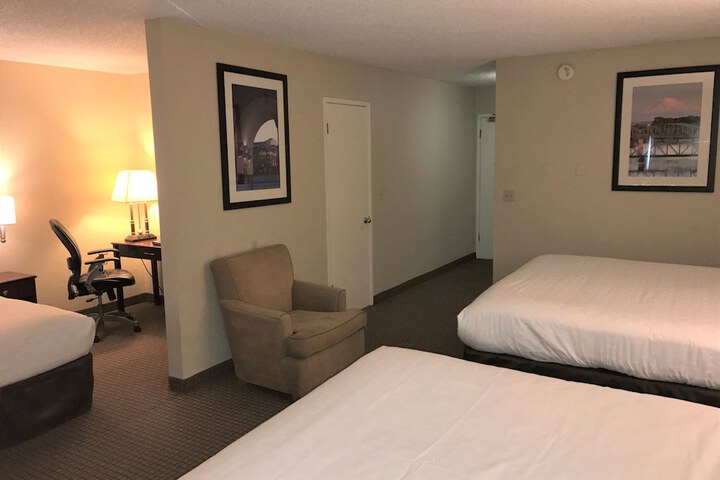 Room 63 of 105