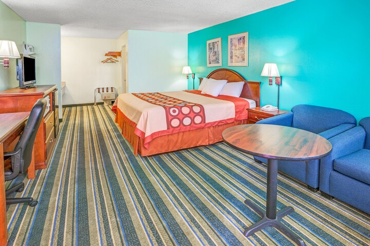 Super 8 by Wyndham Yreka