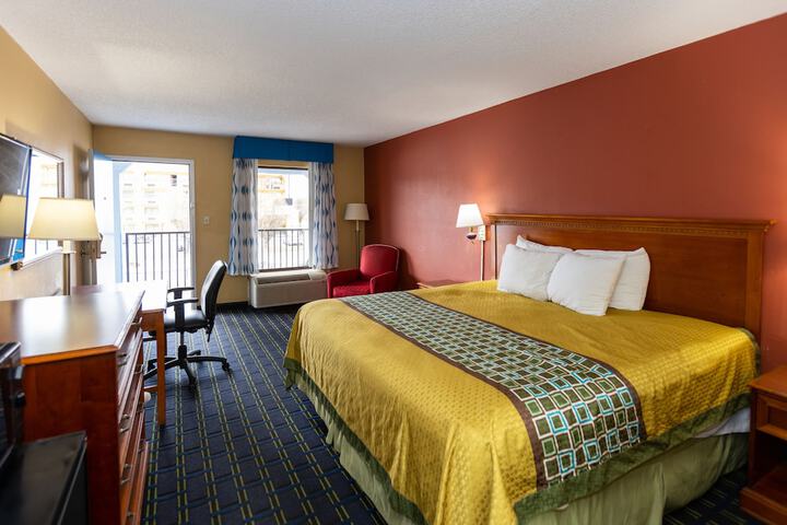 Room 14 of 21