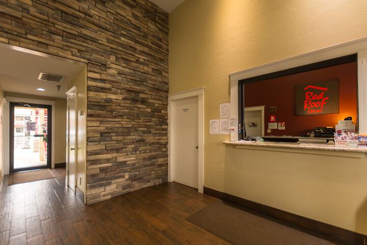 Hotel Interior 6 of 30