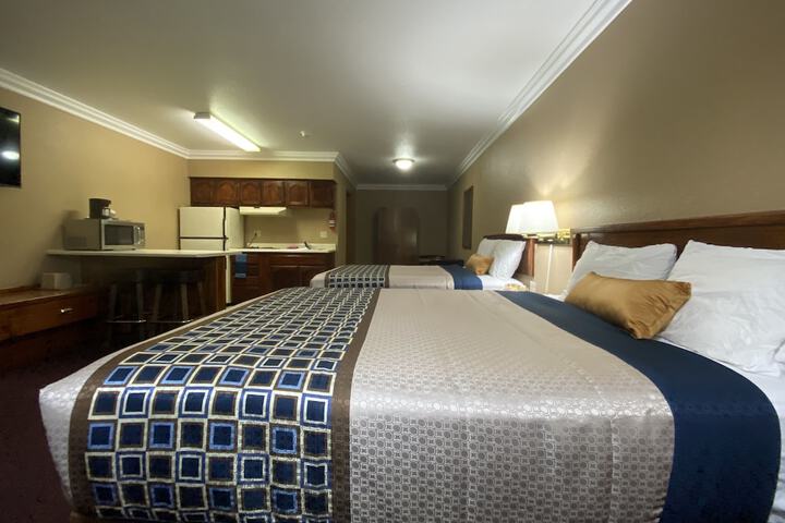 Room 12 of 30