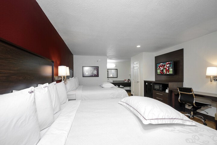 Red Roof Inn PLUS+ Hammond