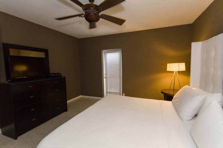Room 46 of 141