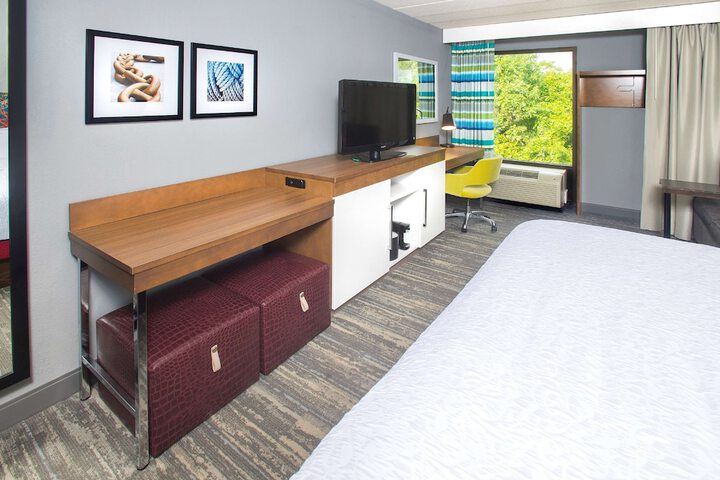 Room 22 of 32