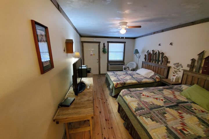 Room 27 of 55