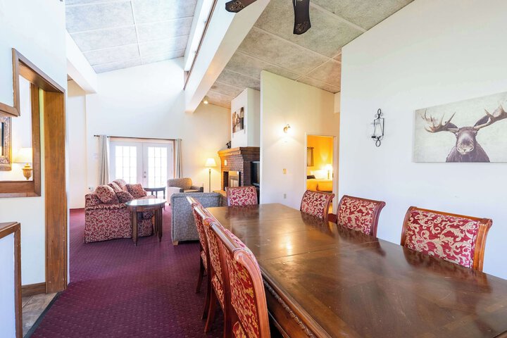 Fireside Inn & Suites Bangor