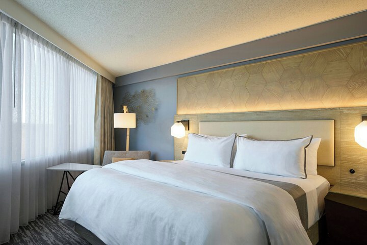 The Westin Atlanta Airport