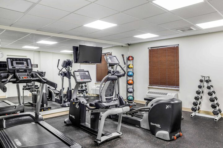 Days Inn & Suites by Wyndham Sherwood Park Edmonton